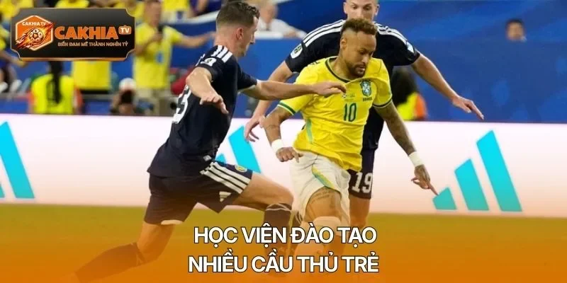 Học viện đào tạo nhiều cầu thủ trẻ